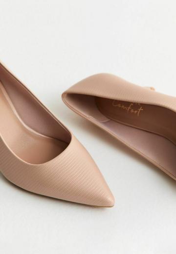 Туфли на высоком каблуке