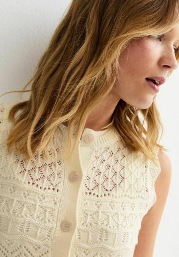 Вязаная кофта