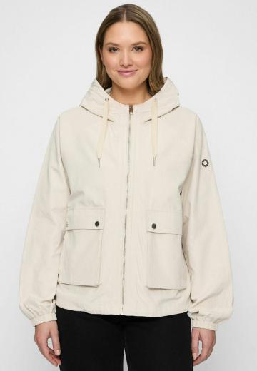 Куртка с накладнымит карманами