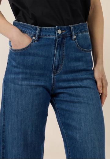 Свободные джинсы