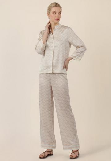 Атласная блузка