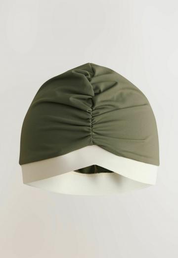 Слитный купальник