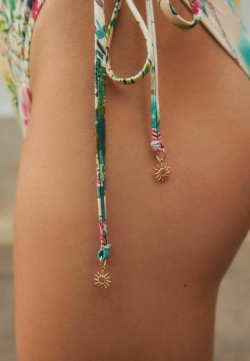 Слитный купальник