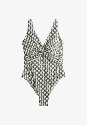 Слитный купальник