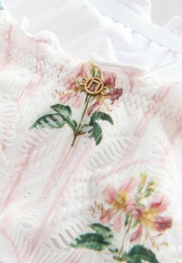 Слитный купальник