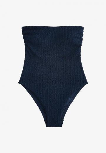 Топ без бретелек