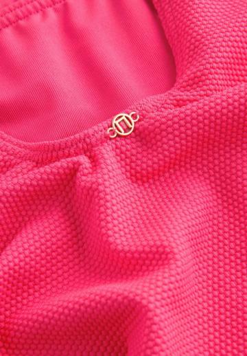 Слитный купальник