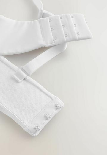 Бюстгальтер без бретелек