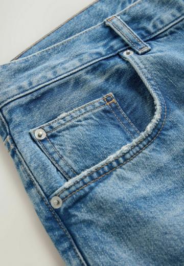 Прямые джинсы