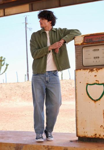 Прямые джинсы