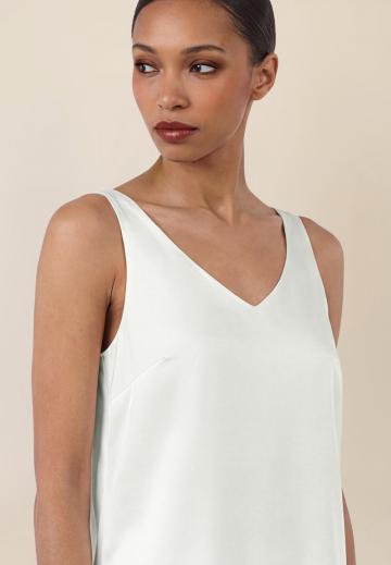 Блузка без рукавов