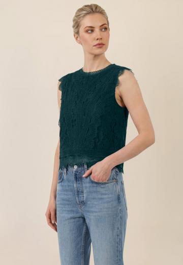Блузка без рукавов