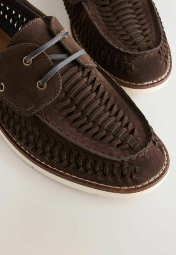 Ботинки на шнуровке