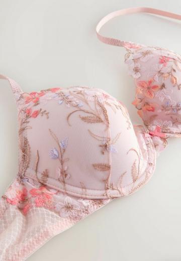 Бюстгальтер