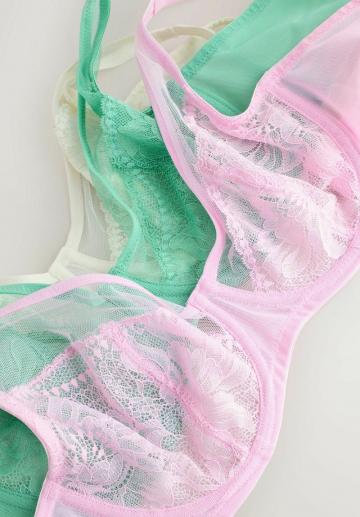 Бюстгальтер