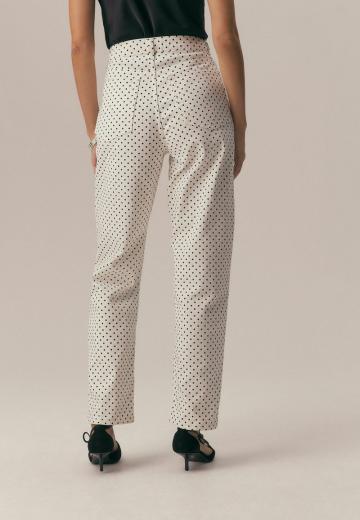 Прямые джинсы