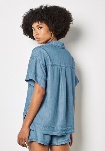 Джинсовая блузка