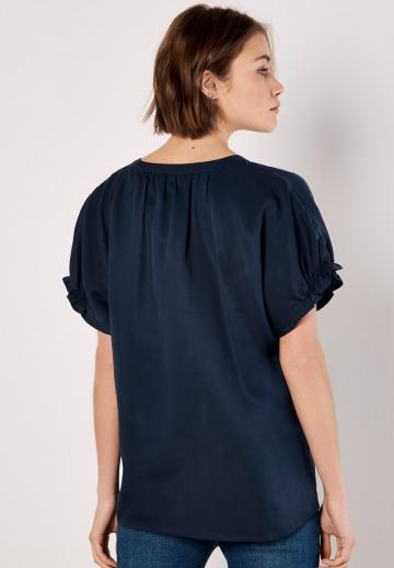 Атласная блузка