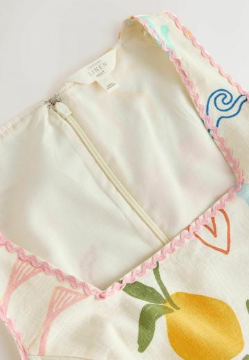 Платье футляр