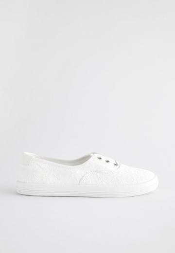 Спортивные балетки