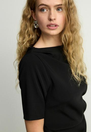 Платье футляр