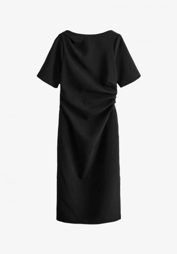 Платье футляр