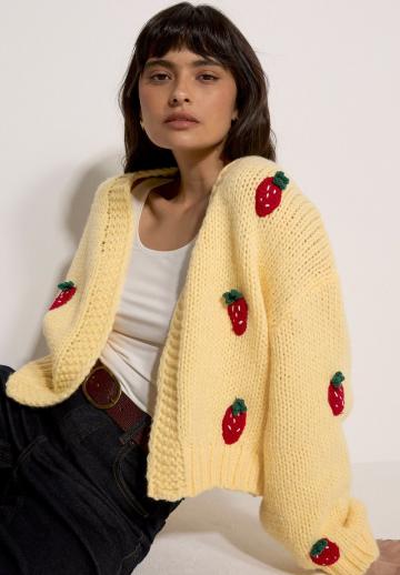 Вязаная кофта