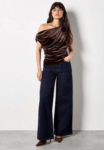 Топ на одно плечо