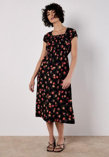 Летнее платье