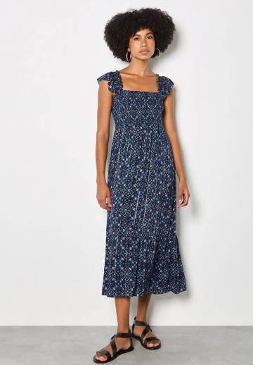 Летнее платье