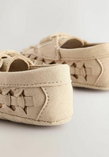 Детская обувь