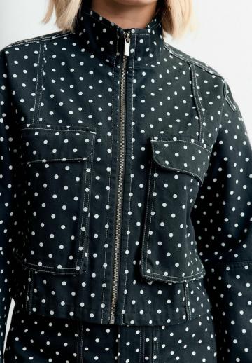 Джинсовая куртка