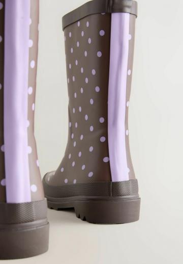 Резиновые сапоги