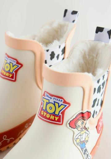 Резиновые сапоги