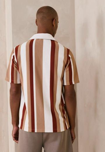 Рубашка с коротким рукавом