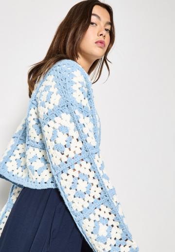 Жаккардовая вязаная кофта