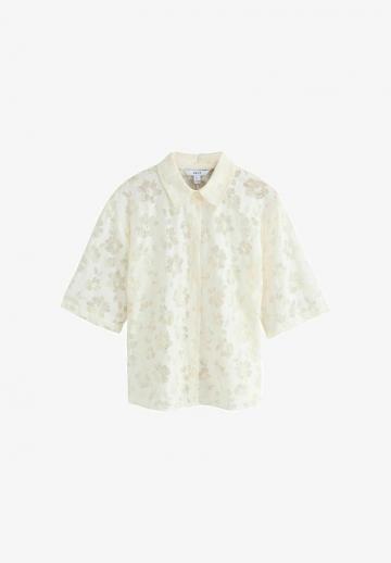 Кружевная блузка