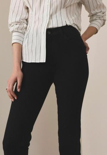 Клешеные брюки