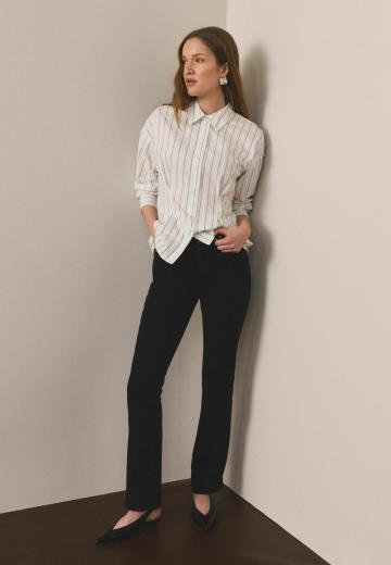 Клешеные брюки