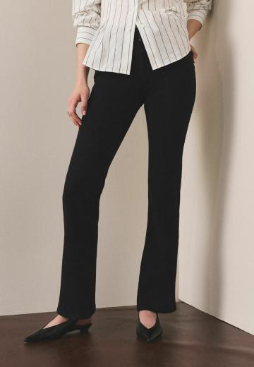 Клешеные брюки