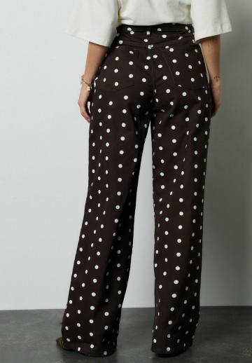 Свободные джинсы