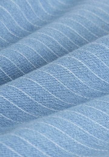 Короткие джинсы