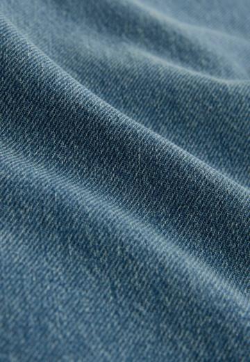 Джинсовые шорты