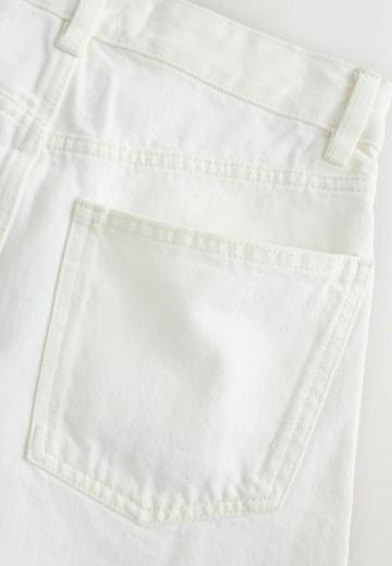 Джинсовые шорты