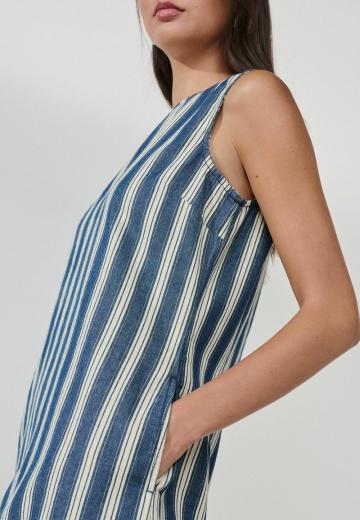 Джинсовое платье