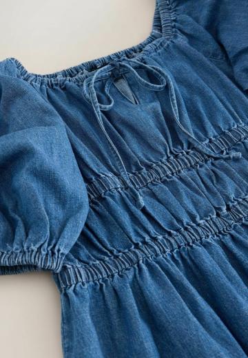 Короткое платье