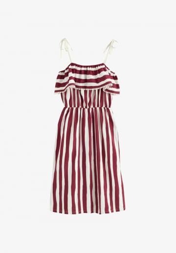 Платье без бретелек