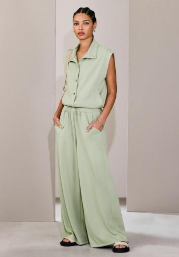 Спортивные штаны