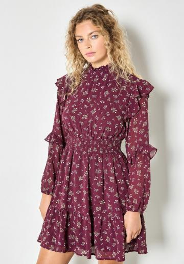 Короткое платье