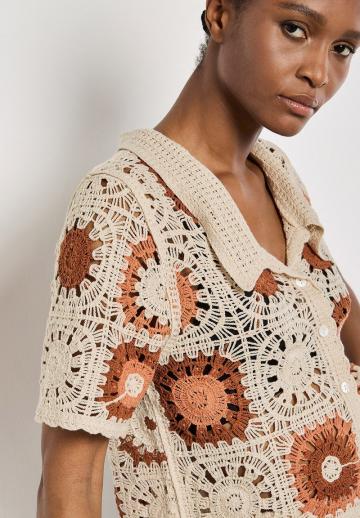 Вязаная кофта